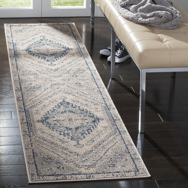 Safavieh Marseille 400 Power Loomed Latex Backing Rugs In Navy / Ivory