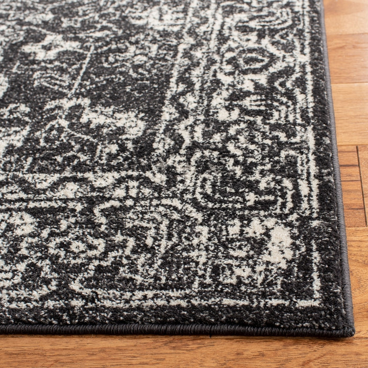 Safavieh Evoke Power Loomed Jute Backing Rugs In Charcoal / Ivory