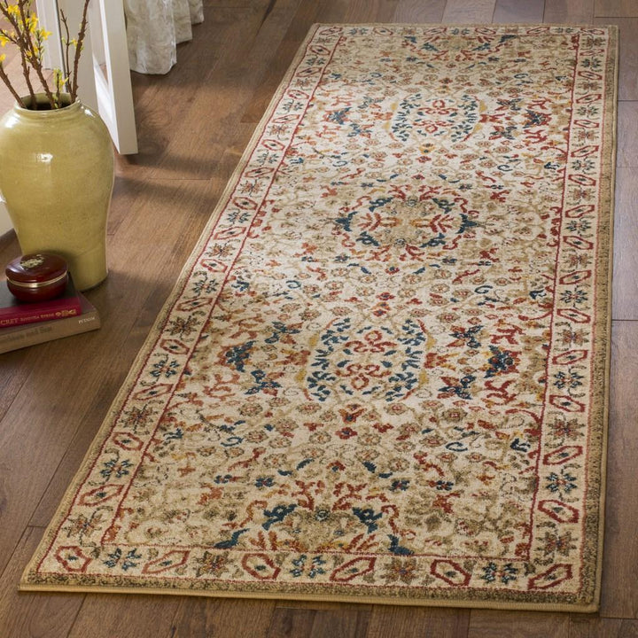 Safavieh Kashan Power Loomed Cotton Backing Rugs In Ivory / Ivory